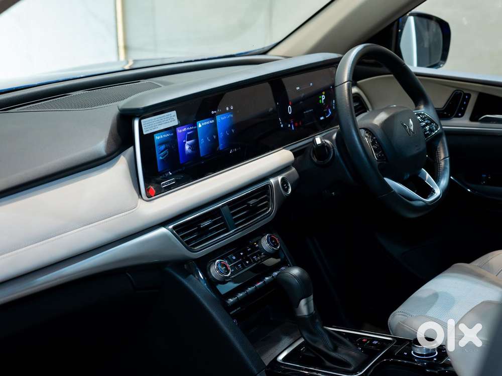 Mahindra Xuv700 2.2 Ax 7 Diesel At Luxury Pack Str, 2025, Diesel