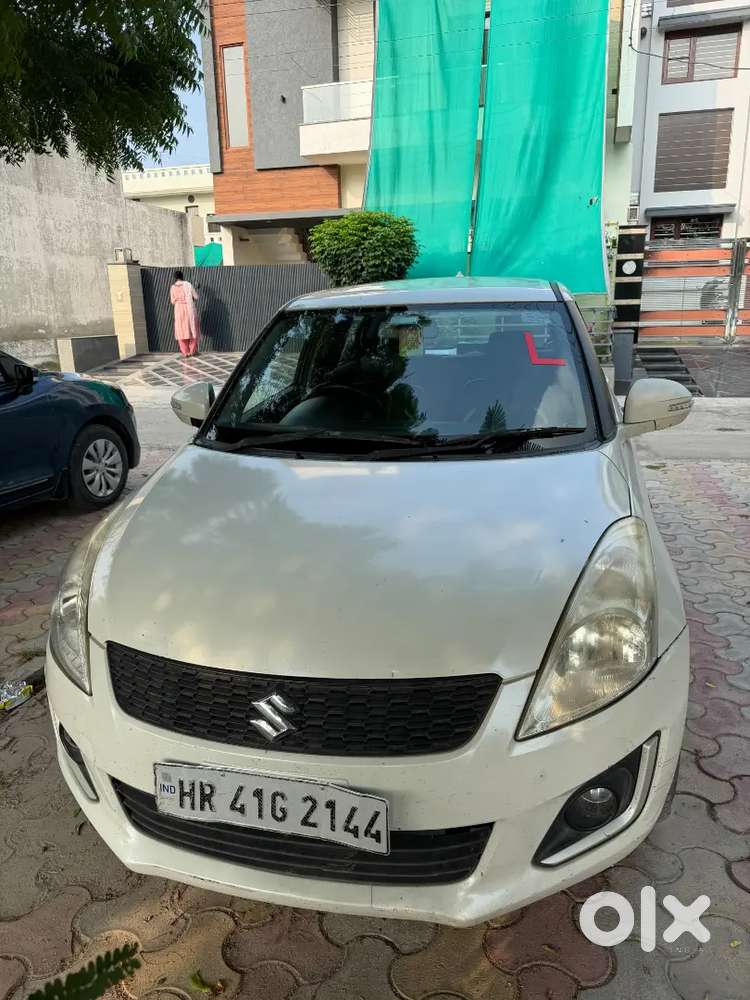Maruti Swift 1st Owner Vxi 2015 Petrol New Tyres With Alloy Wheel