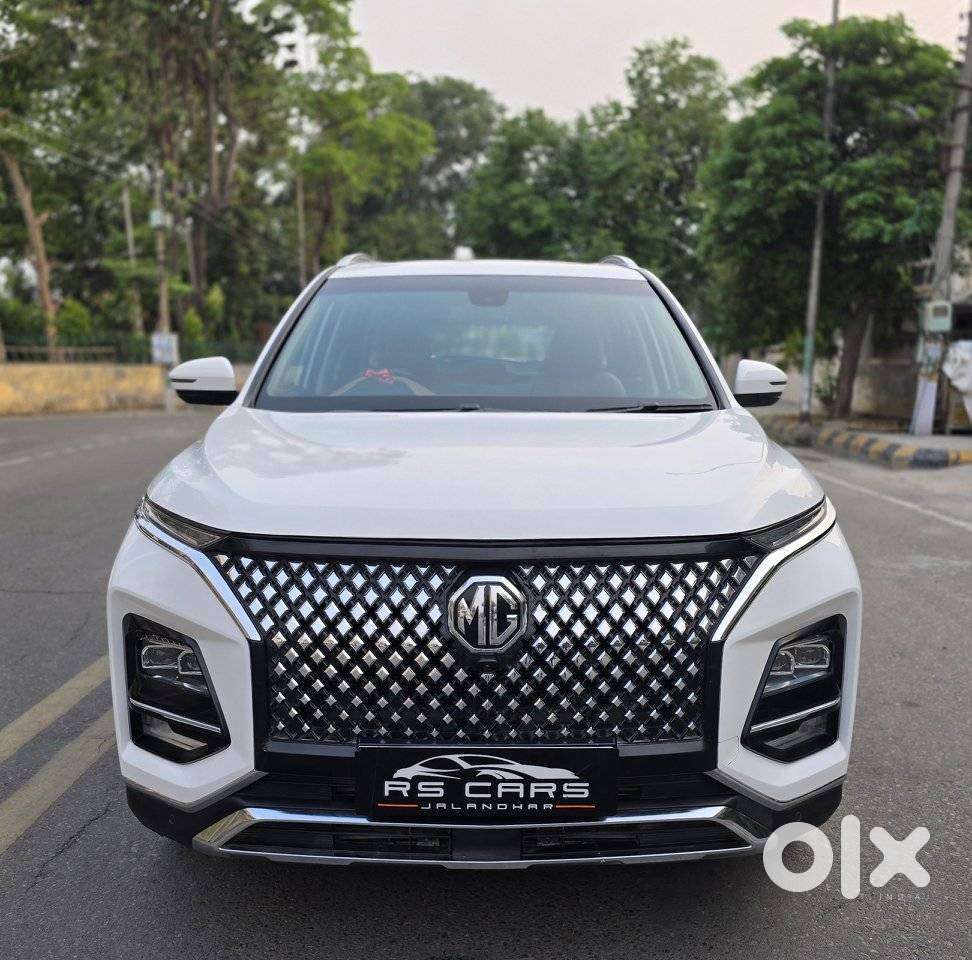 Mg Hector Plus Sharp Pro 1.5 Turbo Petrol Cvt 7 Str, 2023, Petrol