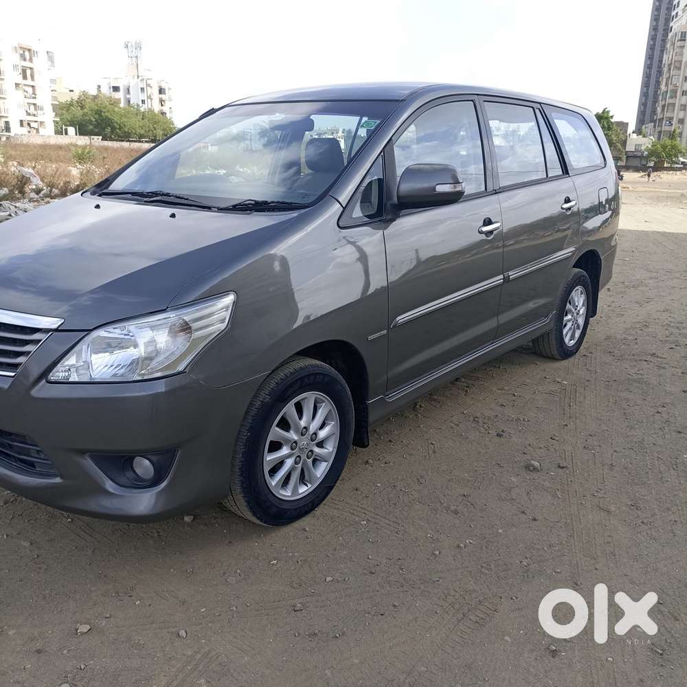 Toyota Innova 2.0 V, 2012, Diesel