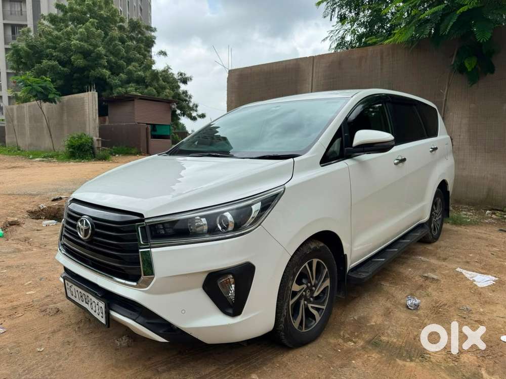 Toyota Innova Crysta 2.4 Manual 2021