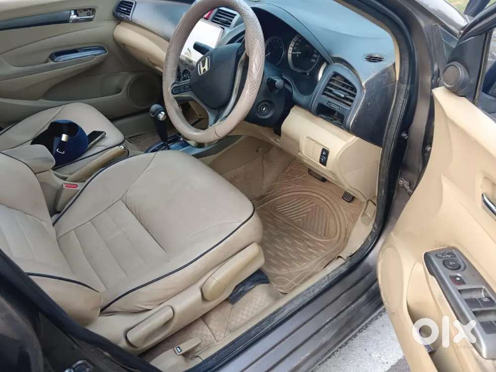 Honda City 1.5 V At(sunroof) Bsiv