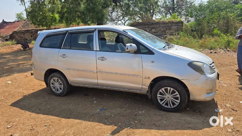 Toyota Innova 2010 Diesel 204540 Km Driven