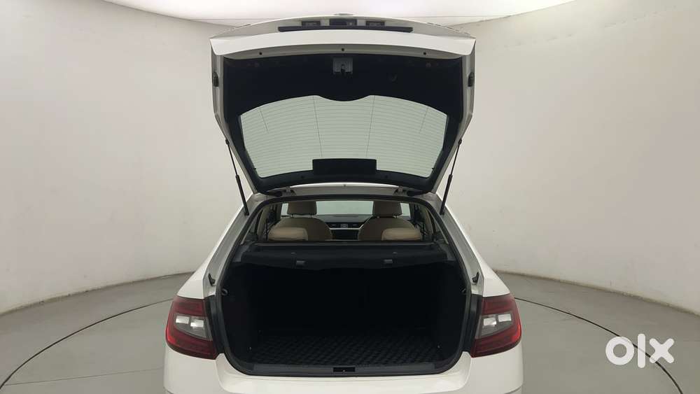 Skoda Octavia 2.0 L K Tsi At, 2018, Petrol