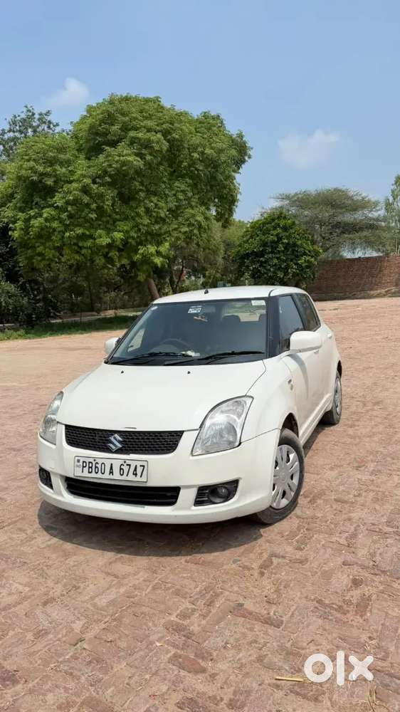 2nd Owner Maruti Swift 2009 Passing 2031 Tak.