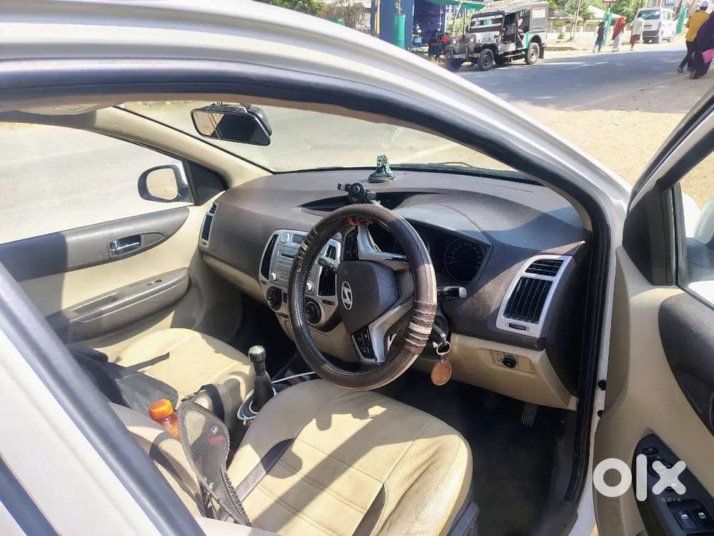Hyundai New I20 1.0 Turbo Dct 2012