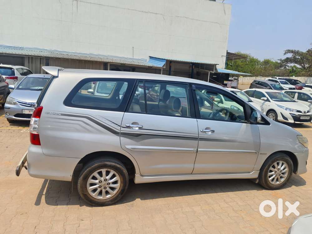 Toyota Innova 2012-2013 2.5 Vx (diesel) 8 Seater, 2012, Diesel