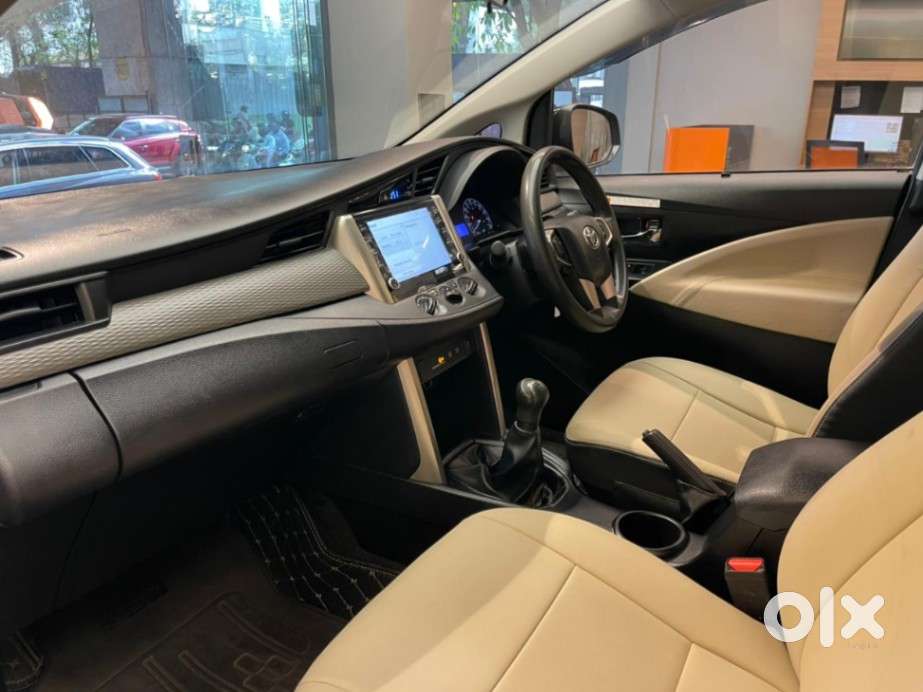 Toyota Innova Crysta [2020-ongoing] 2.4 Gx 8 Str, 2022, Diesel