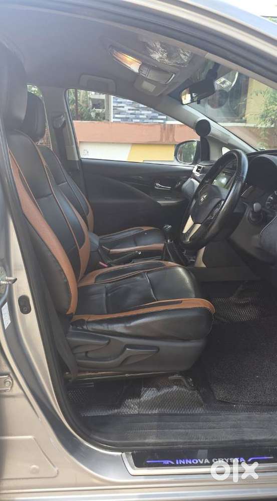 Toyota Innova Crysta 2.4 V 8 Str, 2017, Diesel