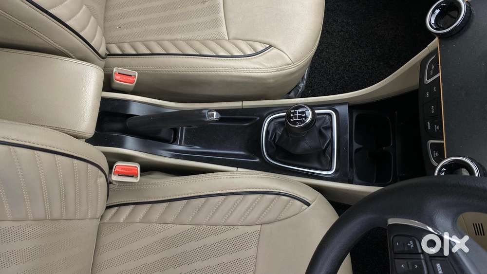 Maruti Suzuki Ciaz 1.5 Zeta Shvs Mt, 2021, Petrol