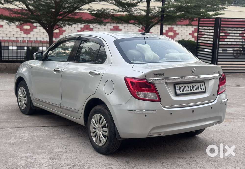 Maruti Suzuki Dzire 1.2 Vxi, 2017, Petrol