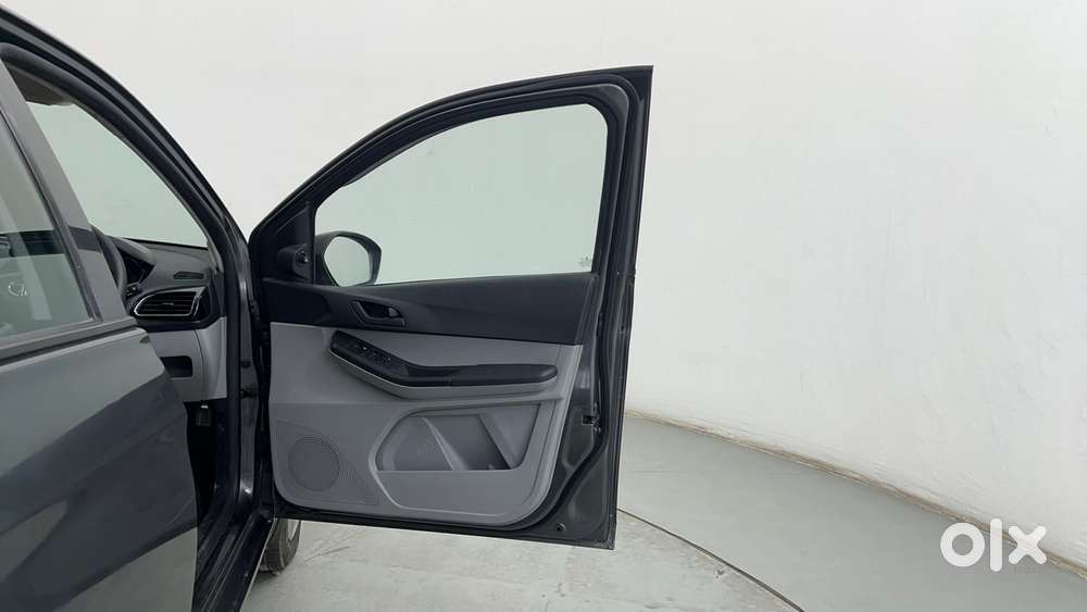 Tata Tiago 1.2 Revotron Xt Cng, 2022, Cng & Hybrids