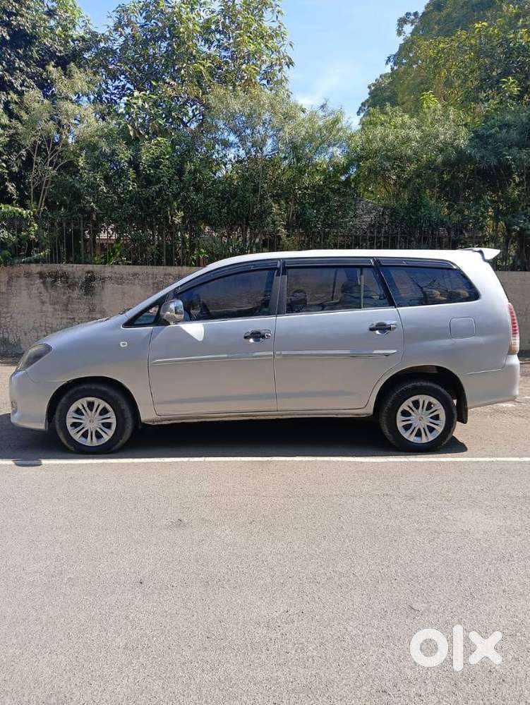 Toyota Innova 2.5 G (diesel) 8 Seater, 2009, Diesel