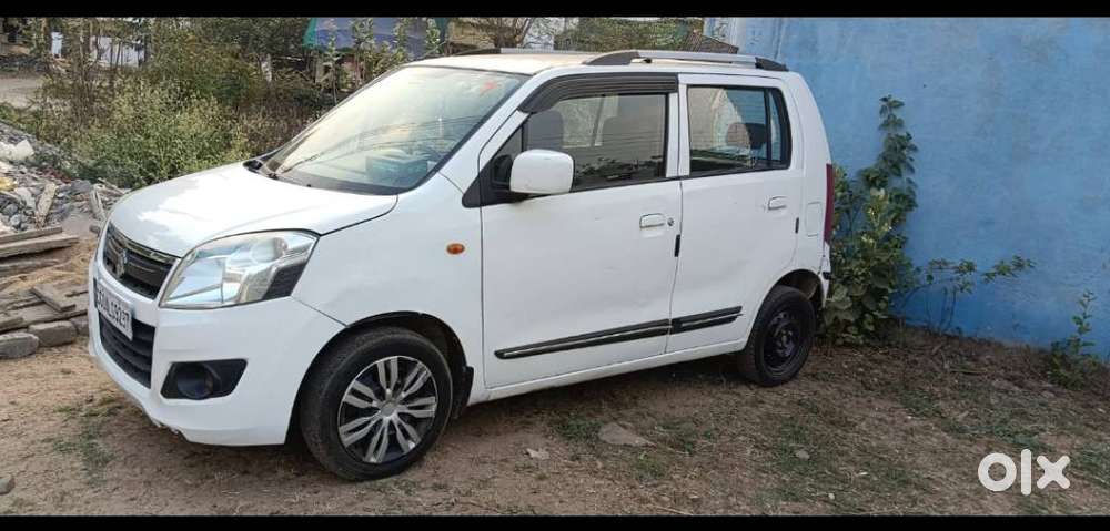 Maruti Suzuki Wagon R 1.0 Vxi Amt, 2017, Petrol