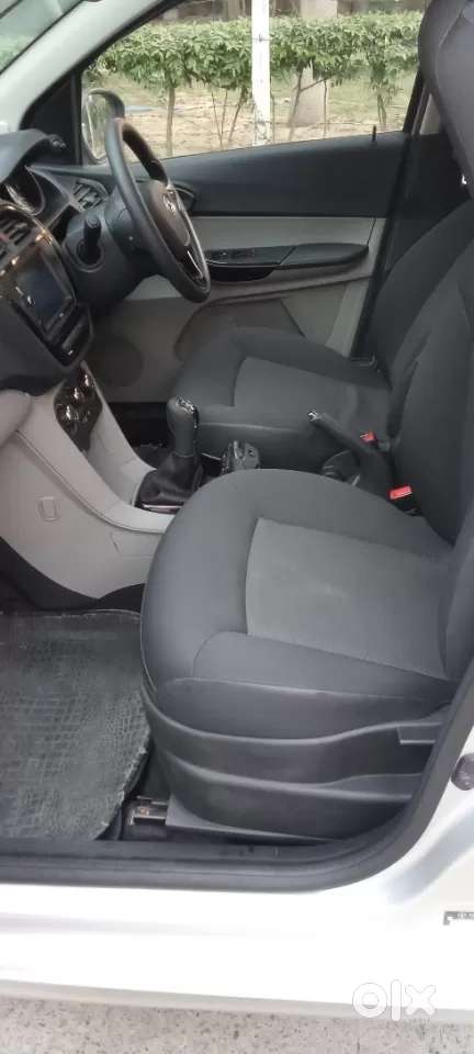 Tata Tiago 1.2 Revotron Xm, 2018, Petrol