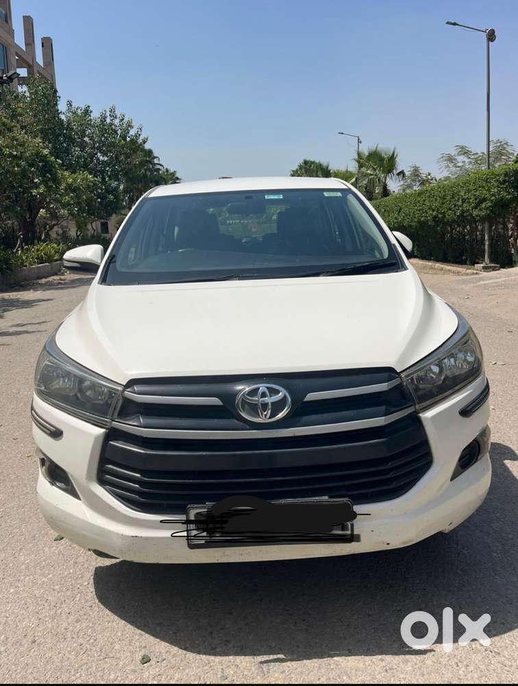 Toyota Innova Crysta 2.4 G Mt, 2017, Diesel