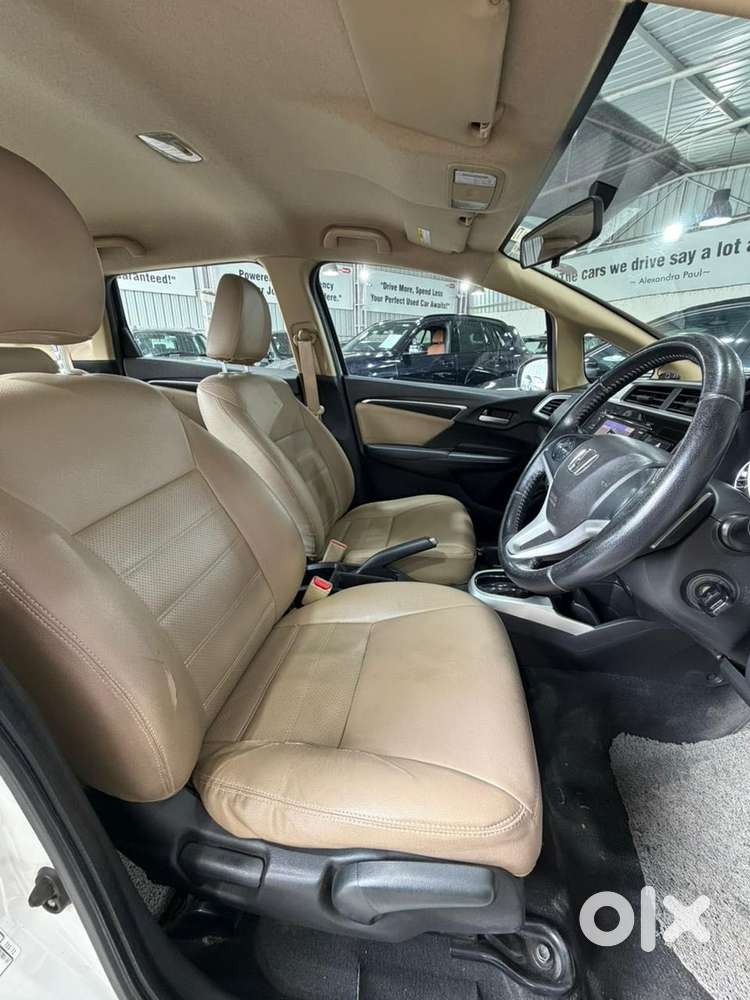 Honda Jazz V Cvt, 2017, Petrol