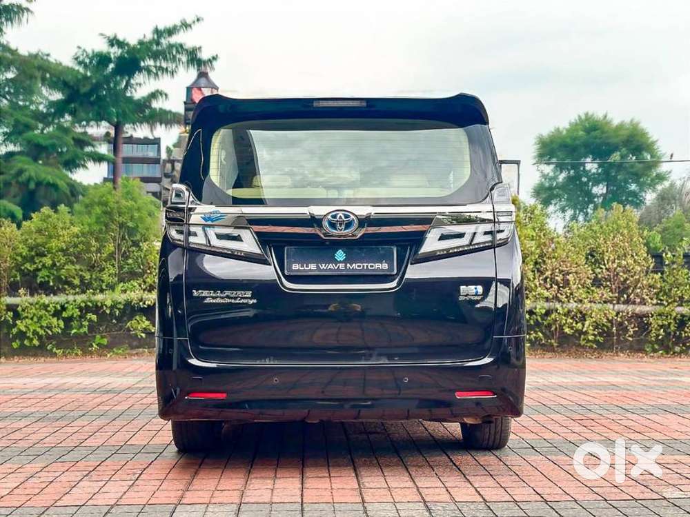 Toyota Vellfire Vip – Executive Lounge, 2023, Petrol
