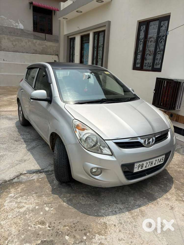 Hyundai I20 Top Model Diesel 2011  Well Maintained