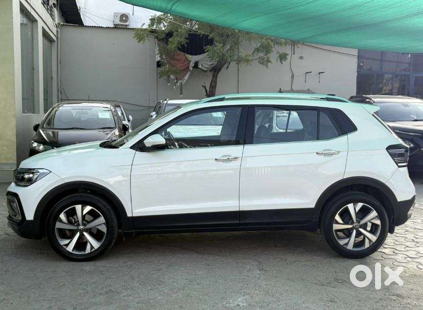 Volkswagen Taigun 1.0 Tsi Topline At, 2024, Petrol