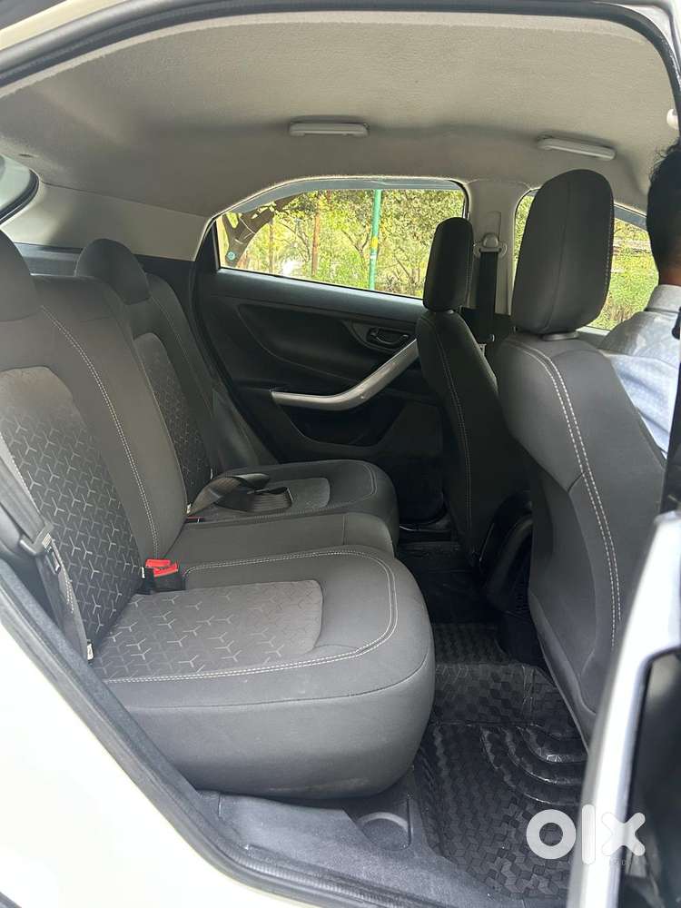 Tata Nexon Pure 1.5 Revotorq Diesel 6mt, 2023, Diesel