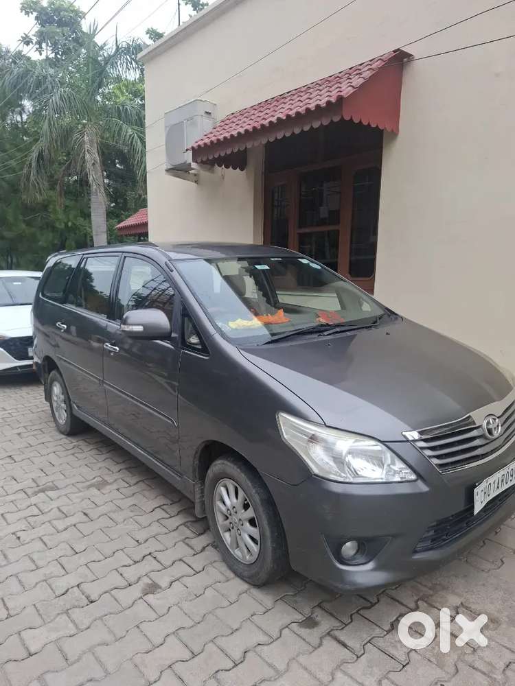 Toyota Innova Army Officer's  Diesel Car Model 2013