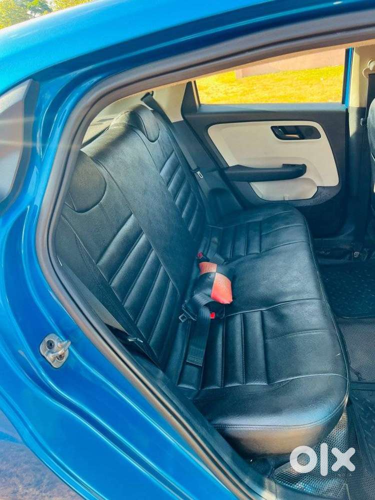 Tata Altroz 1.2 Xt, 2021, Petrol