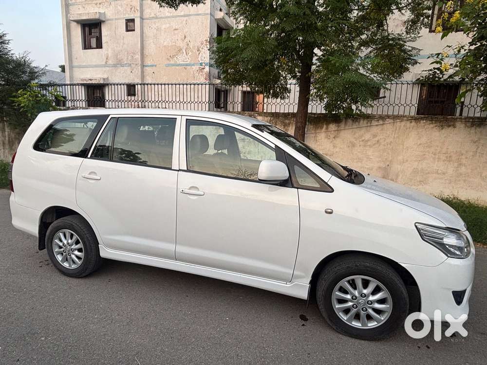 Toyota Innova 2.5 G (diesel) 7 Seater, 2013, Diesel