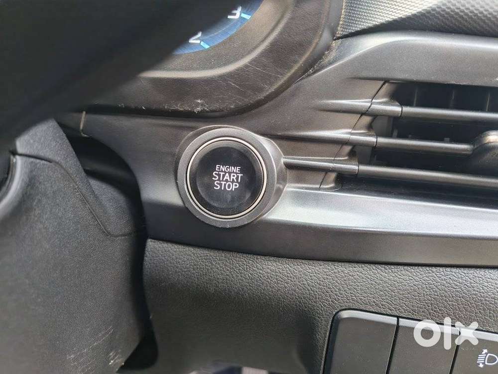 Hyundai I20 Asta (o) 1.2 Ivt, 2022, Petrol