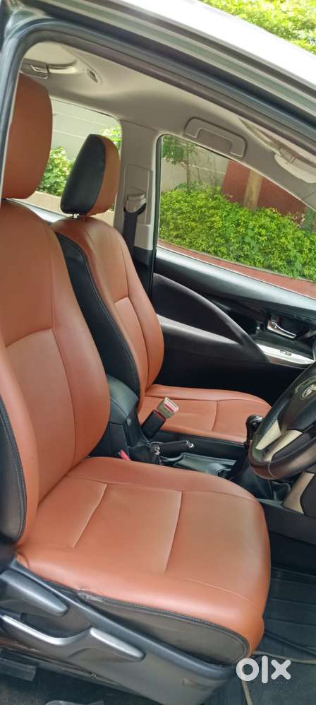 Toyota Innova Crysta 2.4 V 7 Str, 2017, Diesel