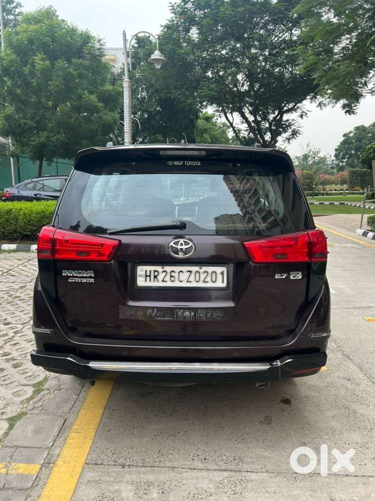 Toyota Innova Crysta Petrol 2016