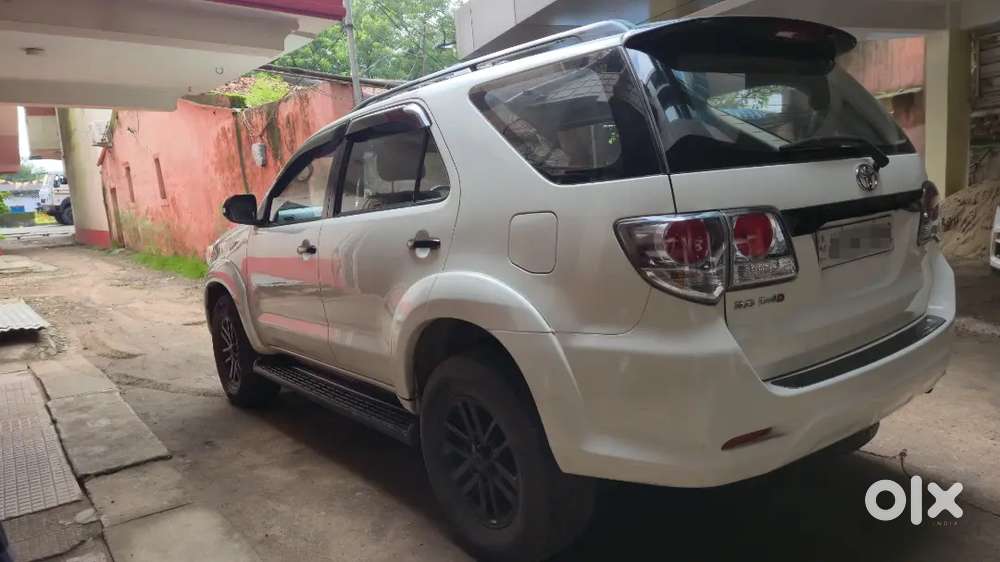 Toyota Fortuner Manual 2014