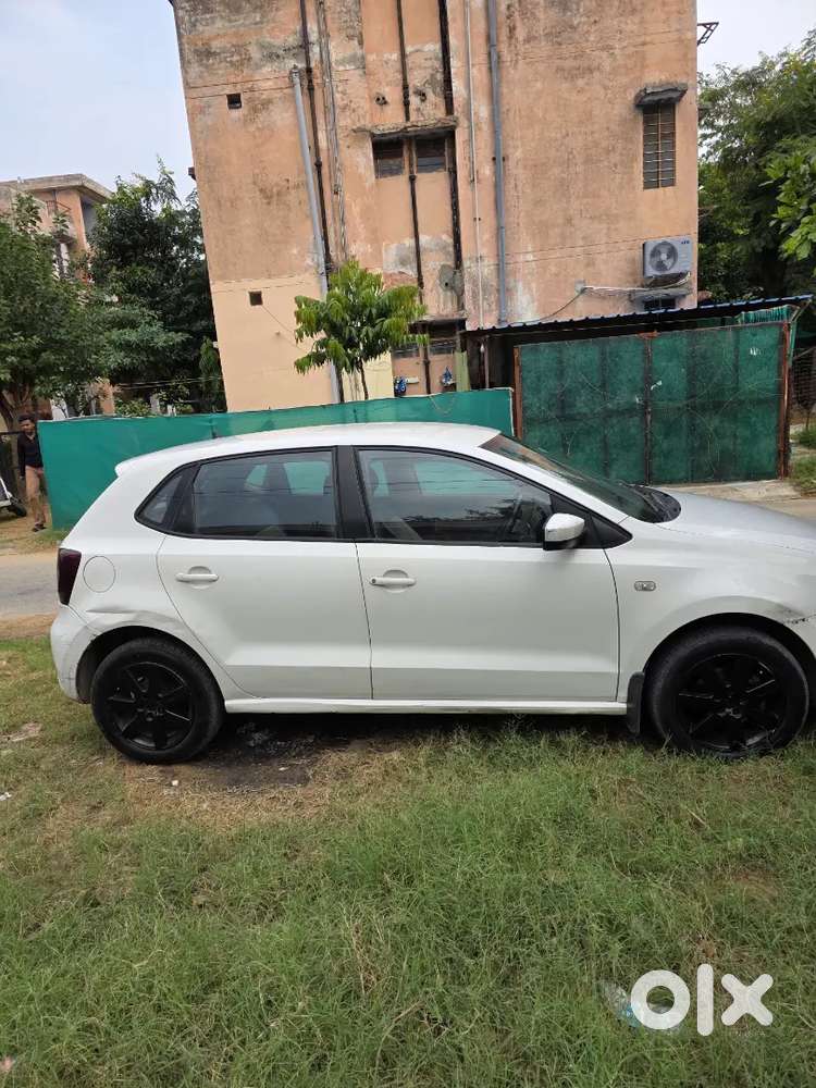 Volkswagen Polo 2013 Car