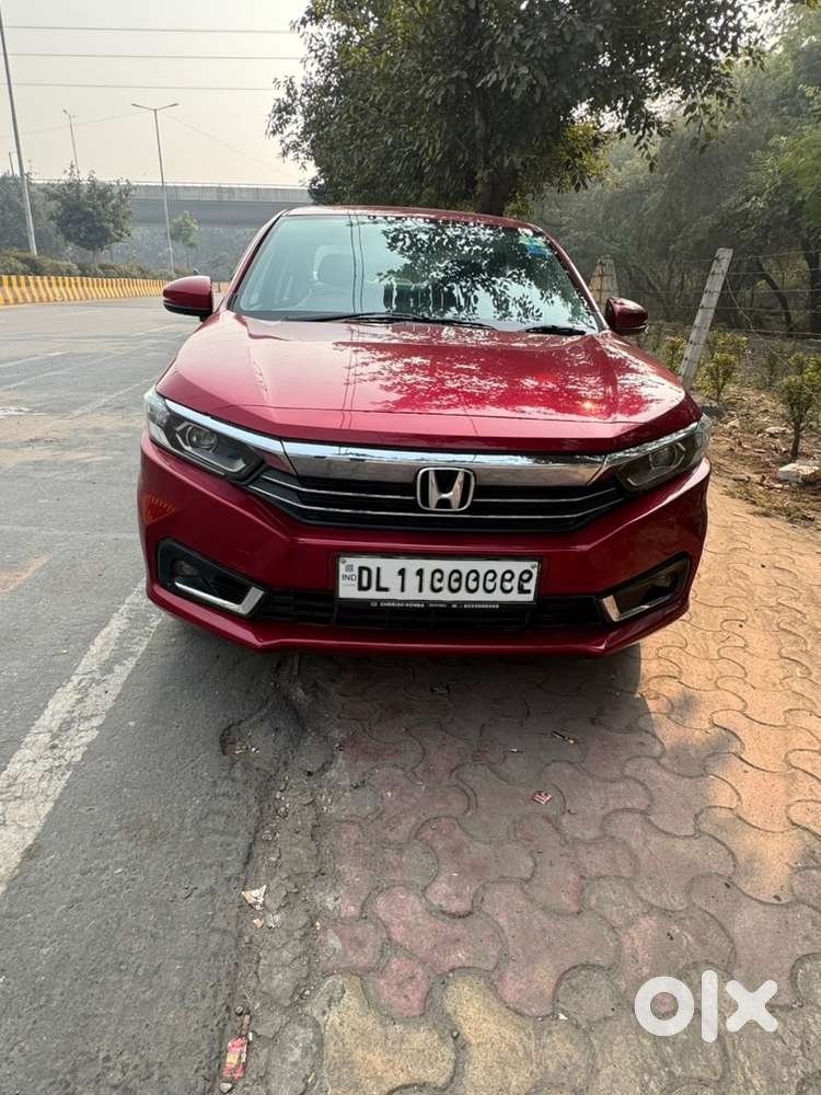 Honda Amaze Vx Cvt Automatic (top Model)  Oct 2021  Cherry Red