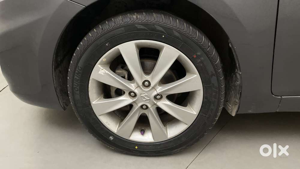 Hyundai Verna 1.6 Sx Vtvt (o) At, 2013, Petrol