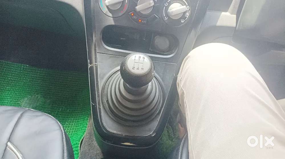 Maruti Suzuki Ritz 2011 Diesel 103000 Km Driven