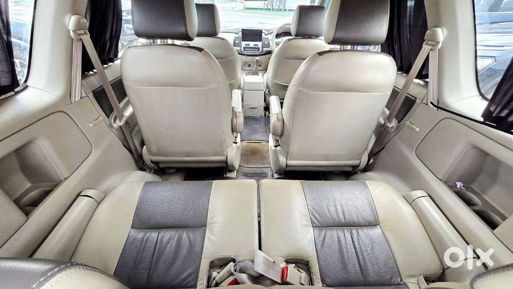 Toyota Innova 2.5 Z Diesel 7 Seater Bs Iv, 2014, Diesel