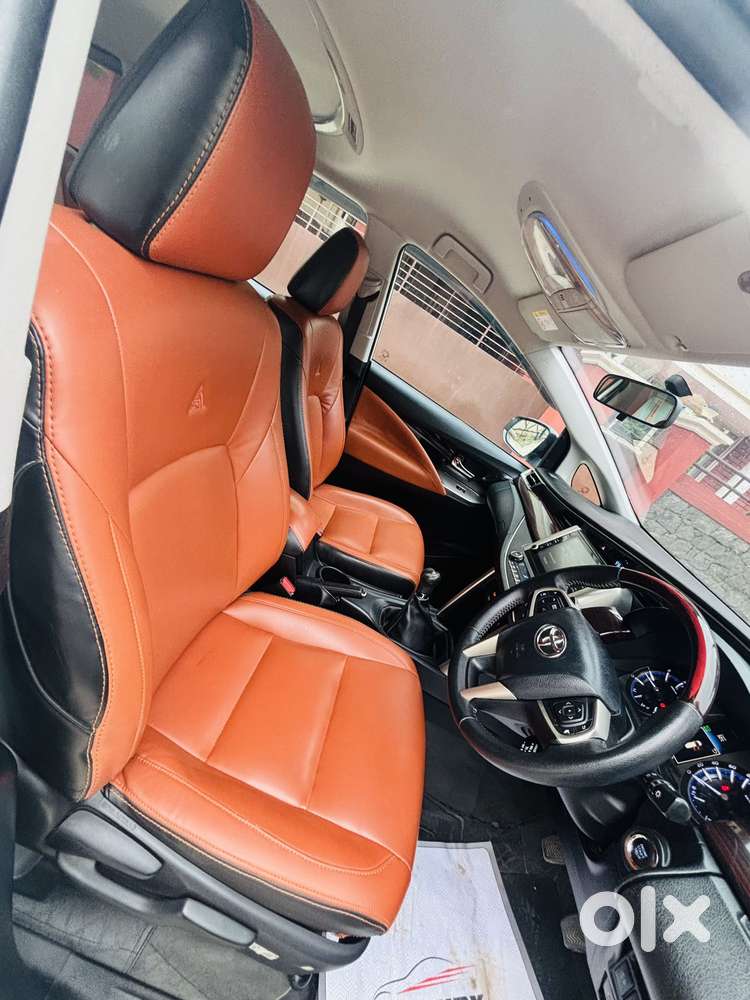 Toyota Innova Crysta 2.7v Mt, 2024, Diesel