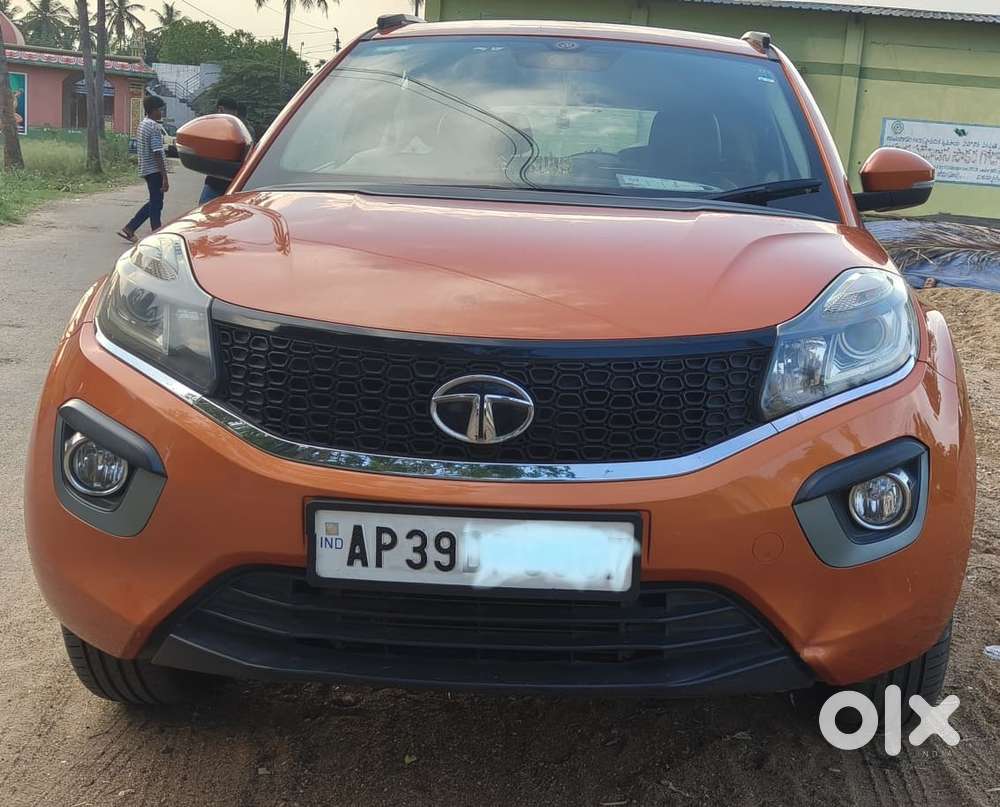 Tata Nexon 1.2 Revotron Xza Plus, 2018, Petrol