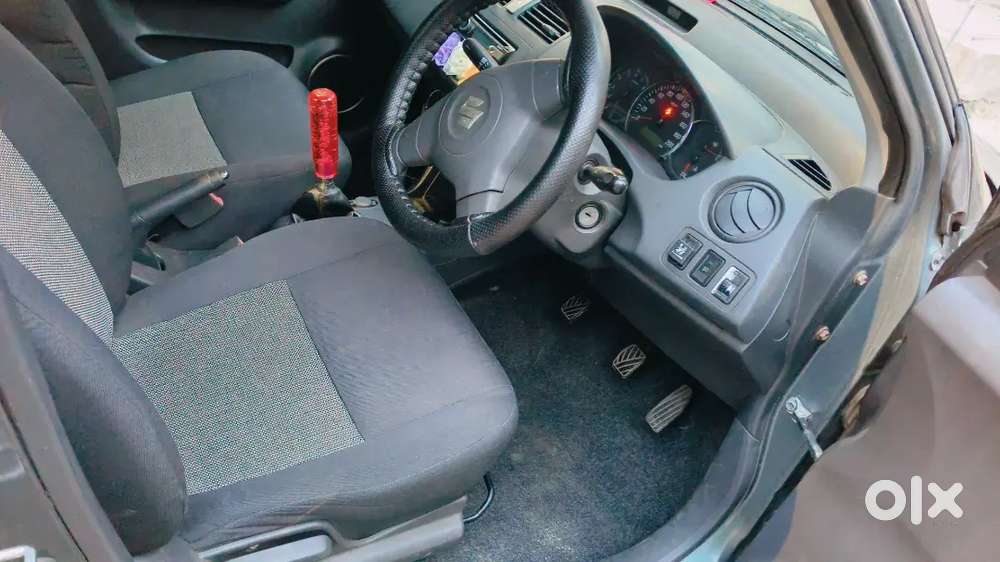 Maruti Suzuki Swift 2010