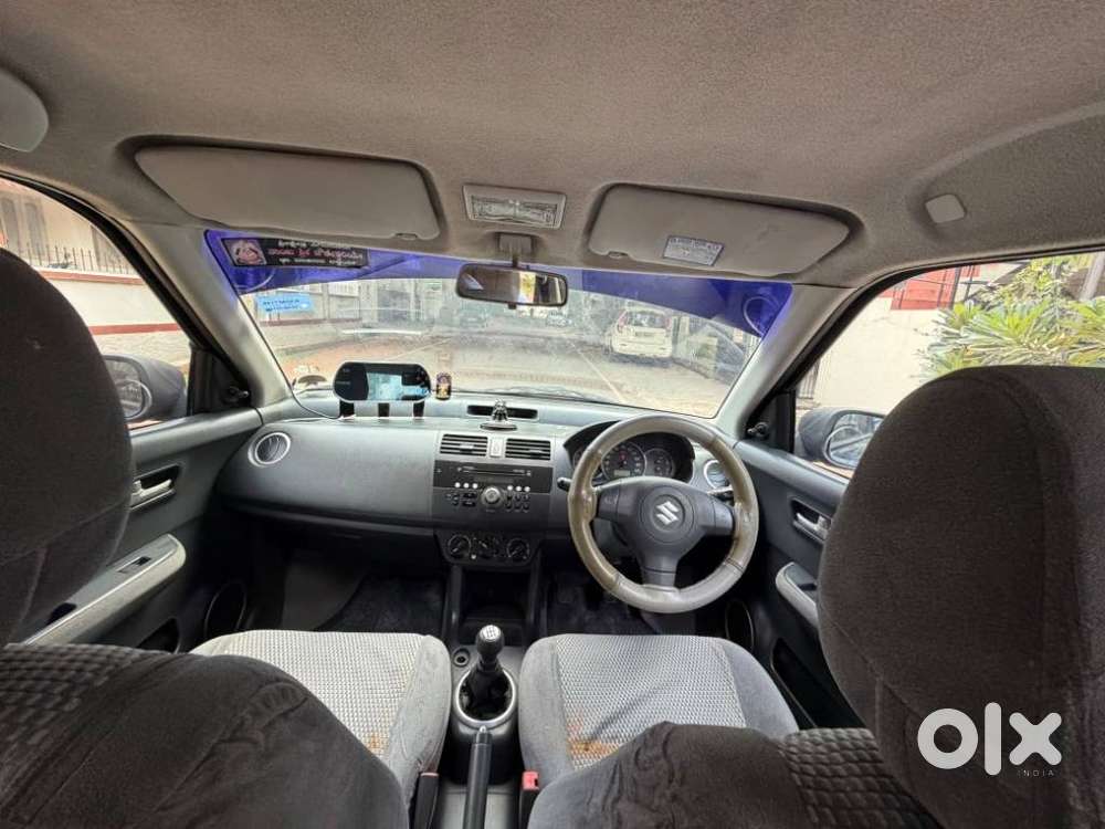 Maruti Suzuki Swift Dzire Vxi(o) Mt, 2011, Petrol