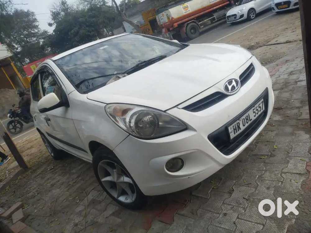 Hyundai I20, White Colour