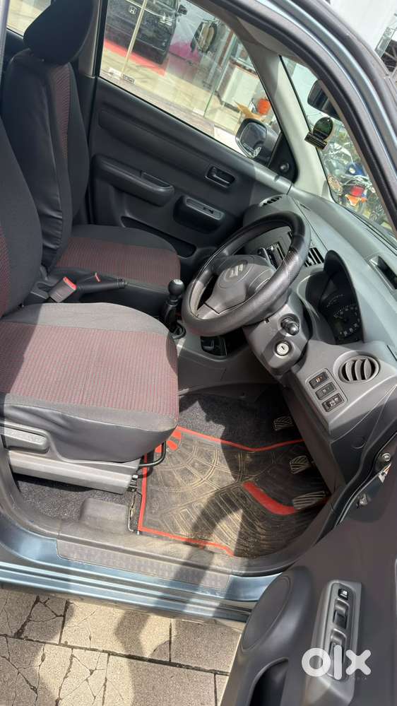 Maruti Suzuki Swift Lxi Optional-o, 2009, Petrol