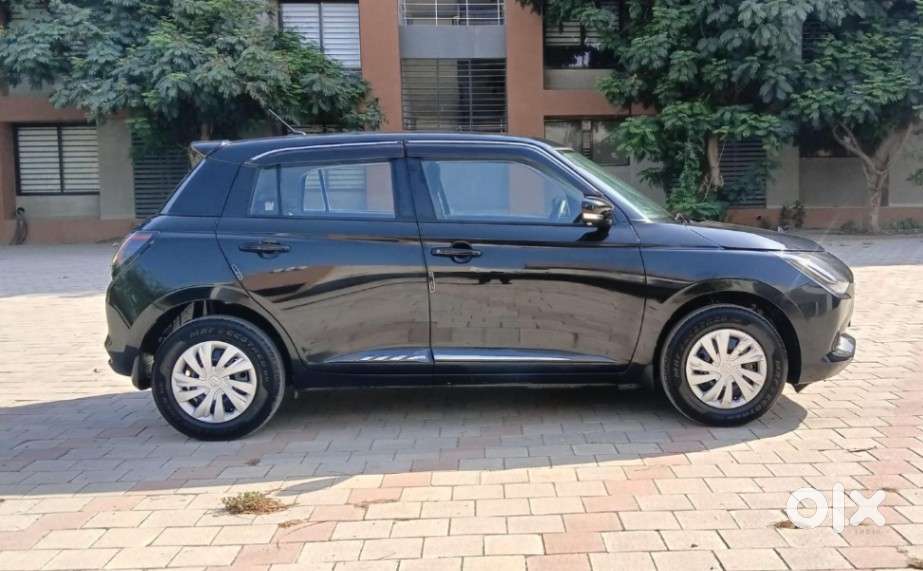 Maruti Suzuki Swift 1.2 Vxi (o), 2025, Petrol