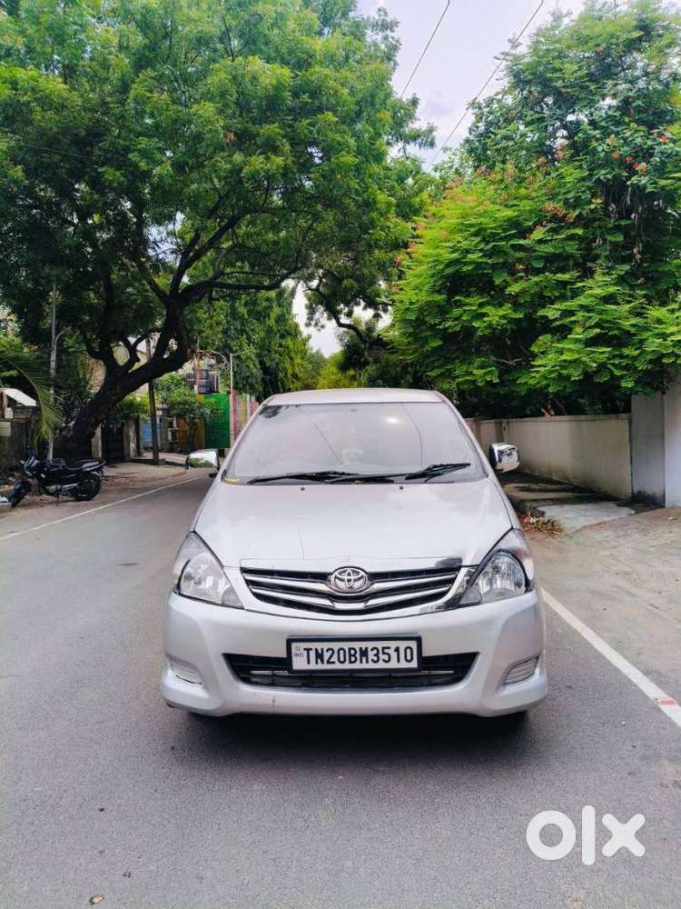 Toyota Innova 2.5 V 7 Str, 2011, Diesel