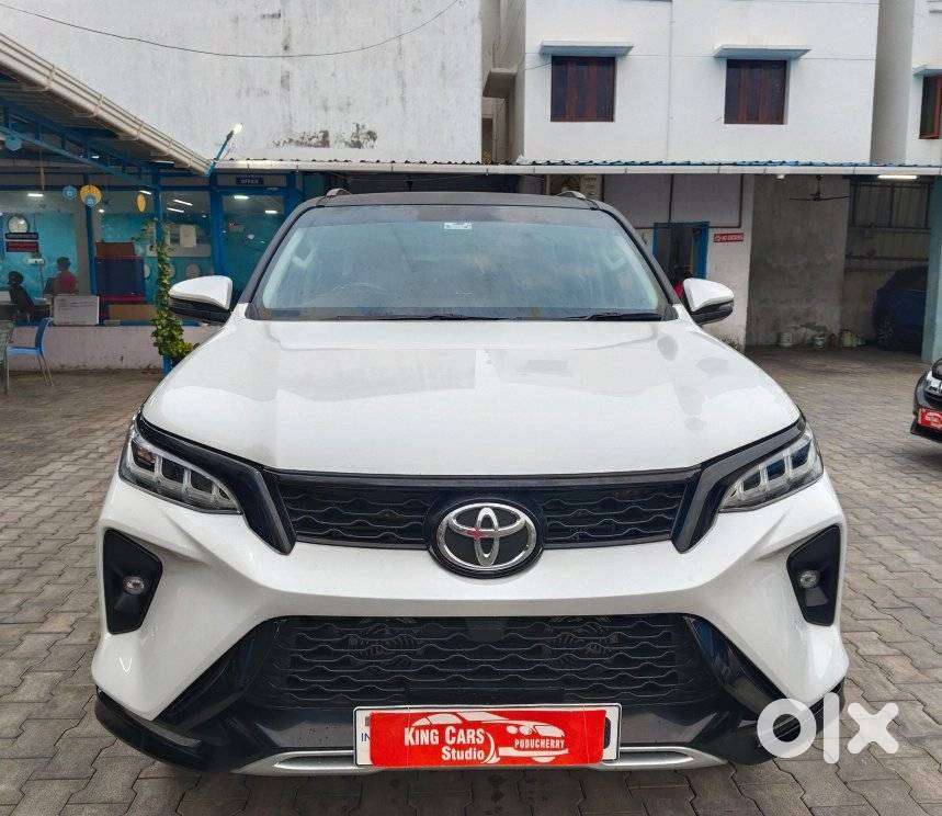 Toyota Fortuner Legender 4x2 At 2.8, 2023, Diesel