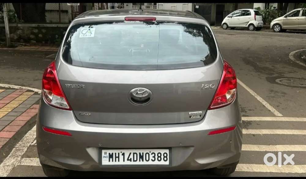 Hyundai I20 Sportz 2012 With 92500 Km Driven
