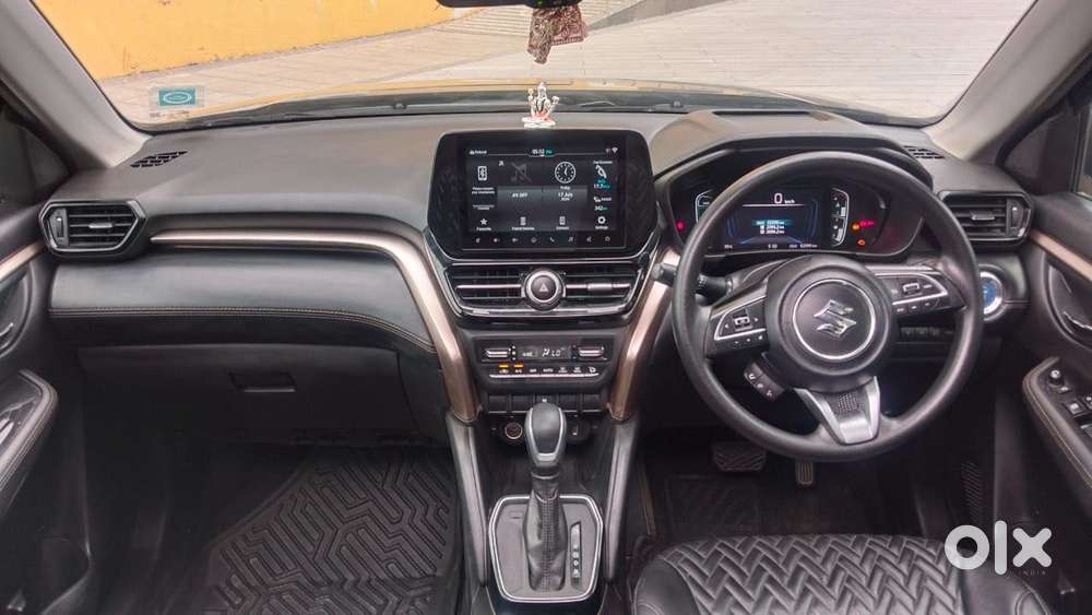 Maruti Suzuki Grand Vitara 1.5 Zeta Plus Dual Tone Intelligent Hybri..