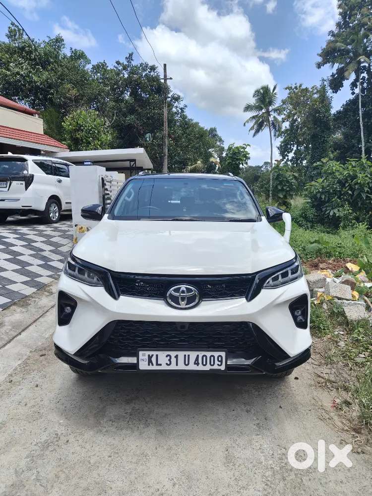 Toyota Fortuner Legender 2018