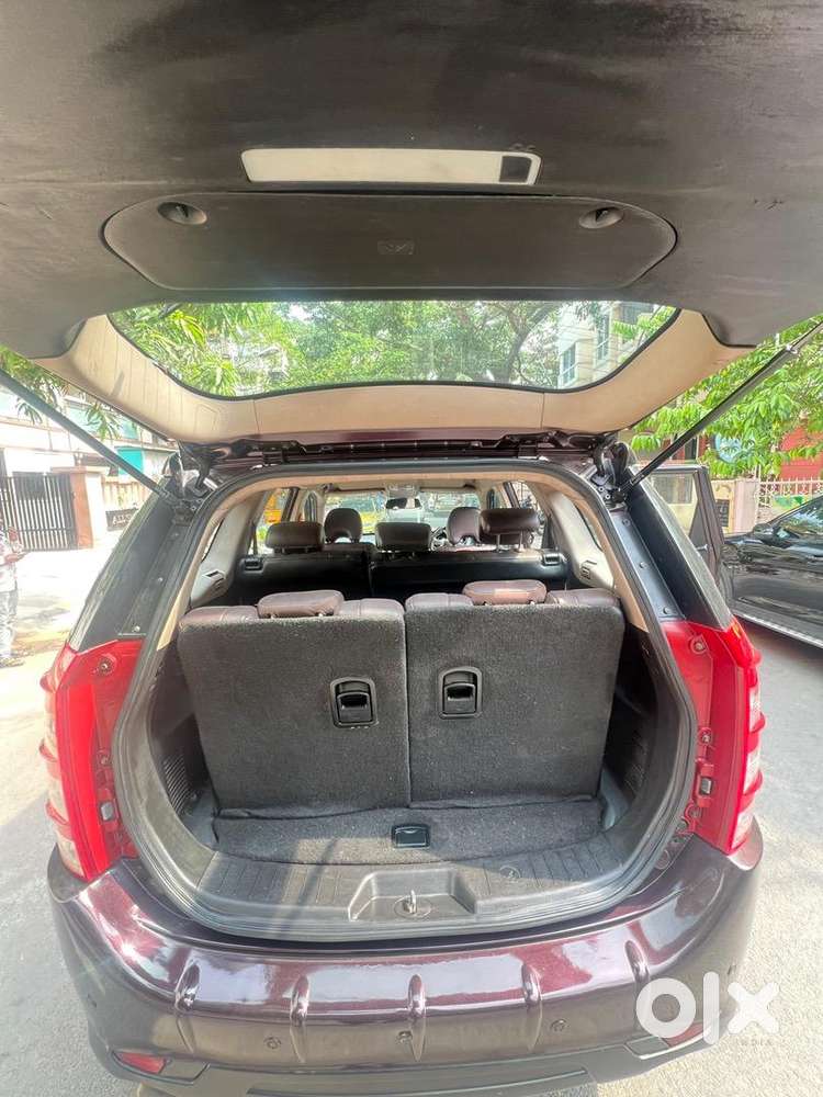 Mahindra Xuv 500 W8  2012  Diesel  7-seater